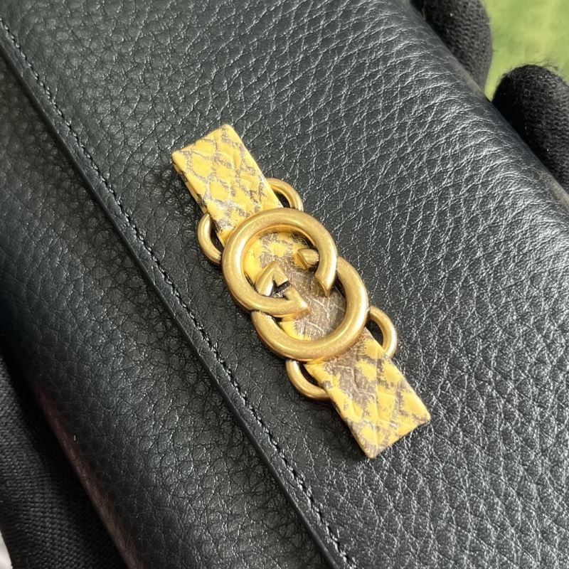 Gvc*1 purse